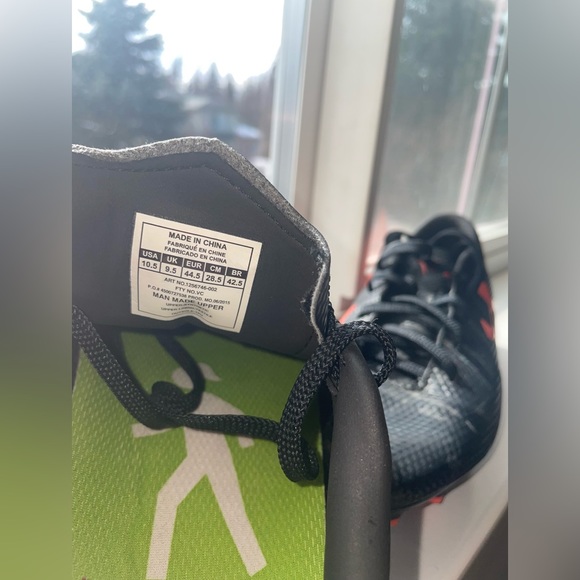 Under Armor Soccer/Flag Football Cleats - Picture 8 of 8